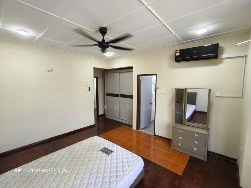 2-storey Terraced House for Rent in Permas Jaya (Johor) - Richard Shai - Bedroom - PropertyGuru.com.my