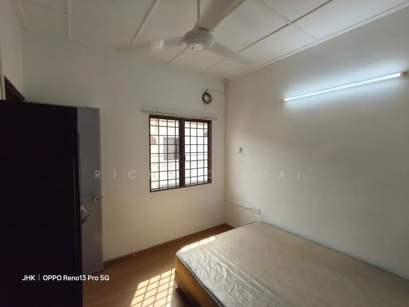 2-storey Terraced House for Rent in Permas Jaya (Johor) - Richard Shai - Bedroom - PropertyGuru.com.my