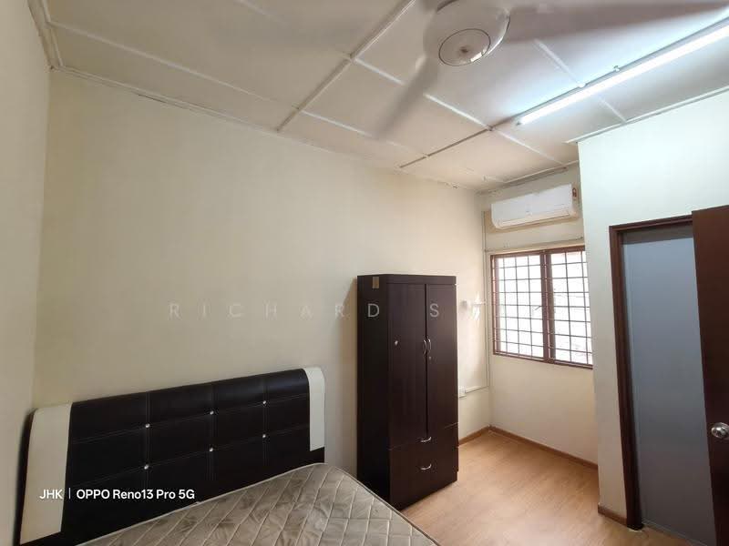 2-storey Terraced House for Rent in Permas Jaya (Johor) - Richard Shai - Bedroom - PropertyGuru.com.my