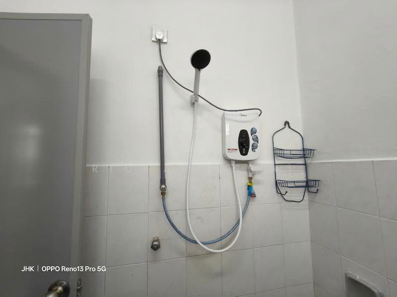 2-storey Terraced House for Rent in Permas Jaya (Johor) - Richard Shai - Bathroom - PropertyGuru.com.my