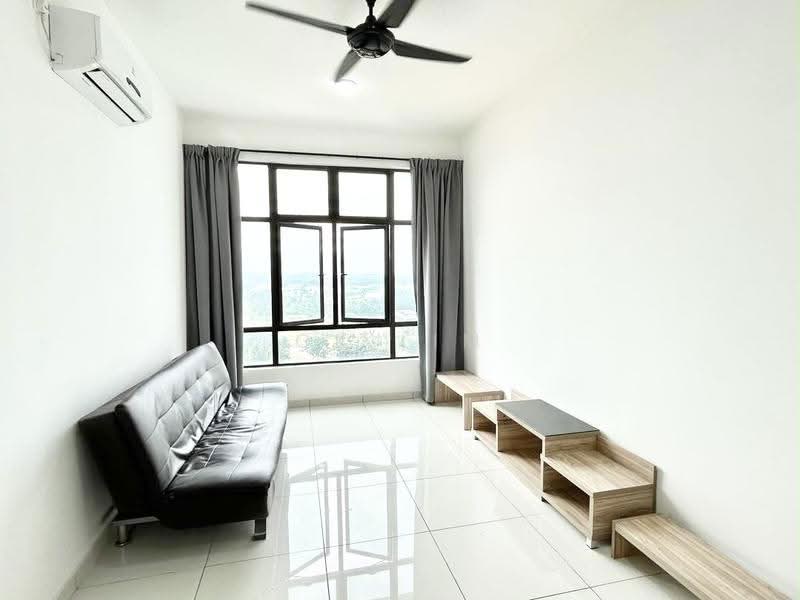 Kediaman Servis untuk Disewa di D'Summit Residences - CK Lim - Living Room - PropertyGuru.com.my