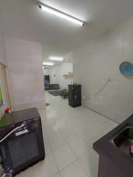 Townhouse for Sale in Taman Putra Perdana (Puchong) - Oscar Tang - Living Room - PropertyGuru.com.my
