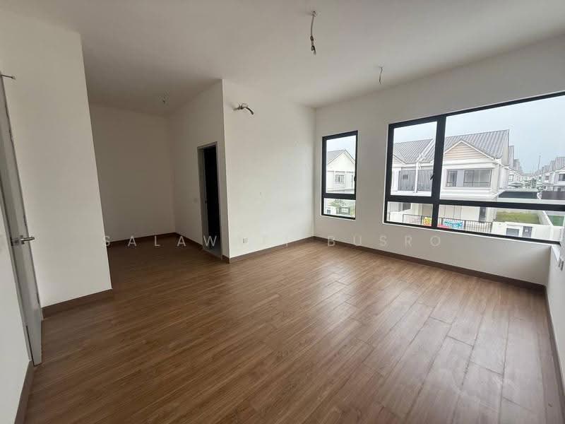 Semi-Detached House for Sale in Cyber 10 (Cyberjaya) - Salawati Busro - Living Room - PropertyGuru.com.my
