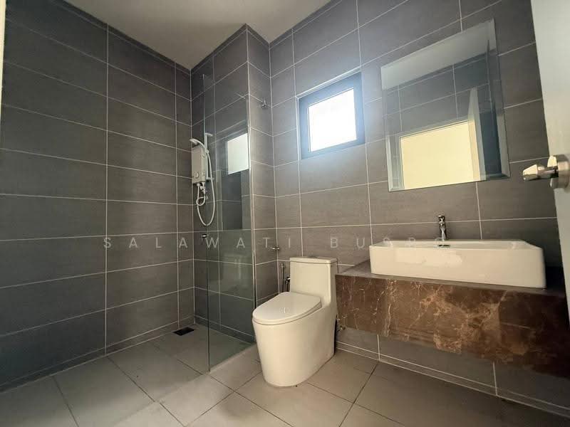 Semi-Detached House for Sale in Cyber 10 (Cyberjaya) - Salawati Busro - Bathroom - PropertyGuru.com.my