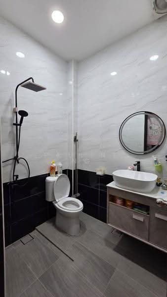 1-storey Terraced House for Sale in Taman Rinting (Johor Bahru) - Pauline Ng - Bathroom - PropertyGuru.com.my