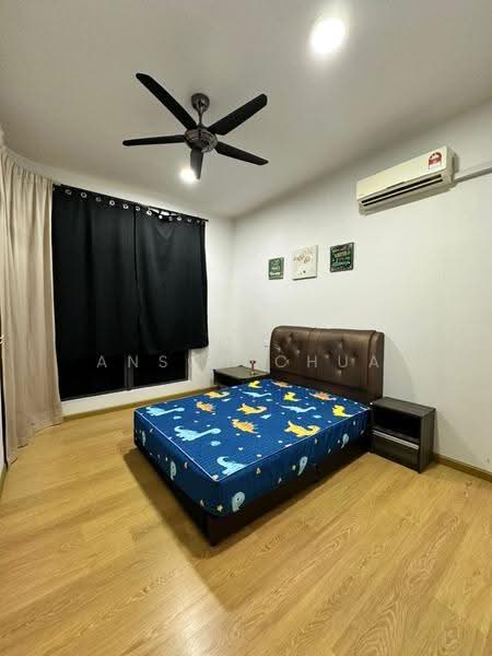 Condominium for Sale at Royal Strand @ Country Garden Danga Bay - Anson Chua - Bedroom - PropertyGuru.com.my