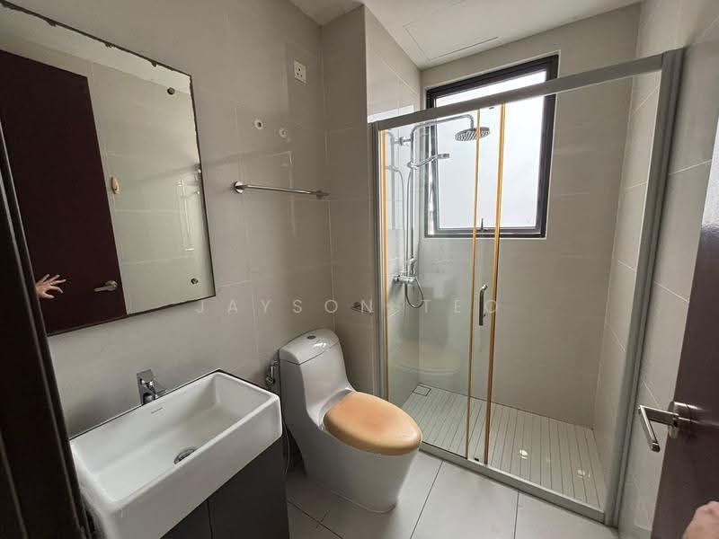 Kondominium untuk Disewa di Kings Bay @ Country Garden Danga Bay - Jayson Teo - Bathroom - PropertyGuru.com.my