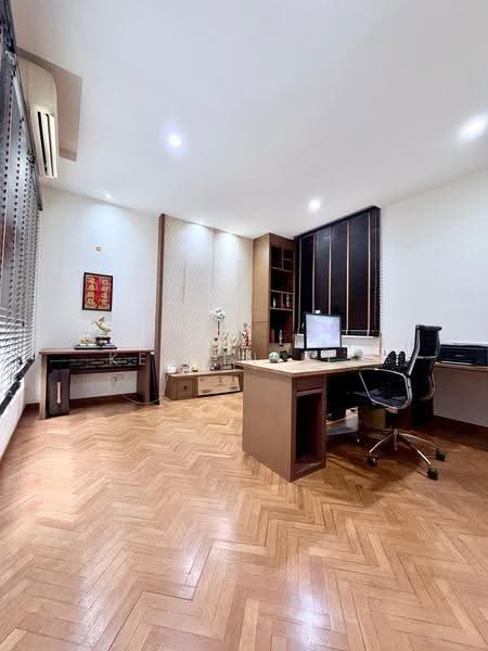 Rumah Teres 2.5-Tingkat untuk Dijual di Tanjung Tokong (Penang) - Kelvin Lim - Study - PropertyGuru.com.my