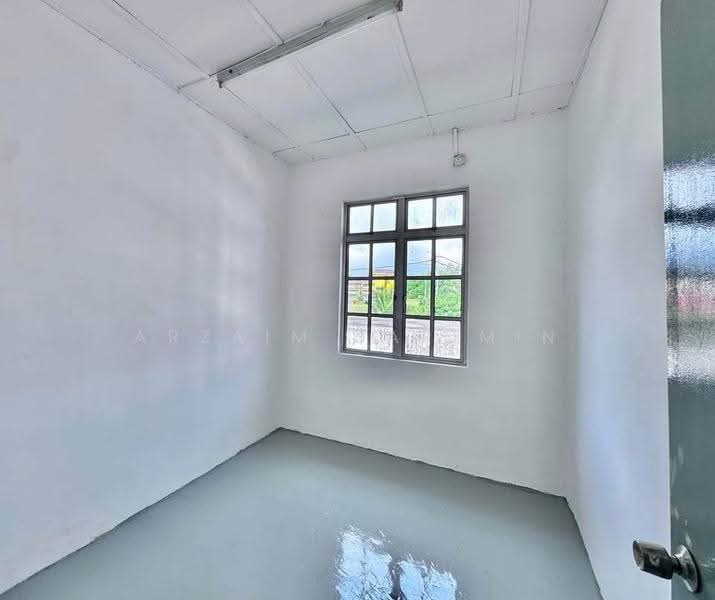 Rumah Teres 2-Tingkat untuk Dijual di Taman Bukit Dahlia (Pasir Gudang) - Arzaim Barimin - Interior - PropertyGuru.com.my