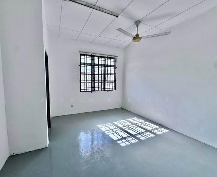 Rumah Teres 2-Tingkat untuk Dijual di Taman Bukit Dahlia (Pasir Gudang) - Arzaim Barimin - Interior - PropertyGuru.com.my