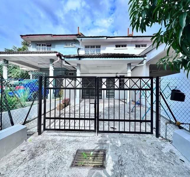 Rumah Teres 2-Tingkat untuk Dijual di Taman Bukit Dahlia (Pasir Gudang) - Arzaim Barimin - PropertyGuru.com.my