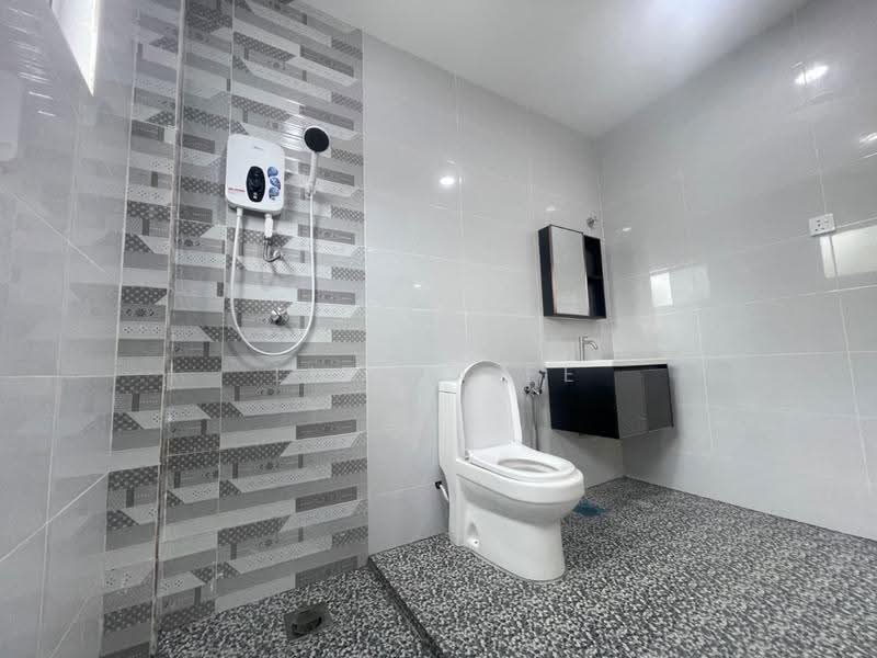 2-storey Terraced House for Rent in Putra Heights (Subang Jaya) - Lilian Ee - Bathroom - PropertyGuru.com.my