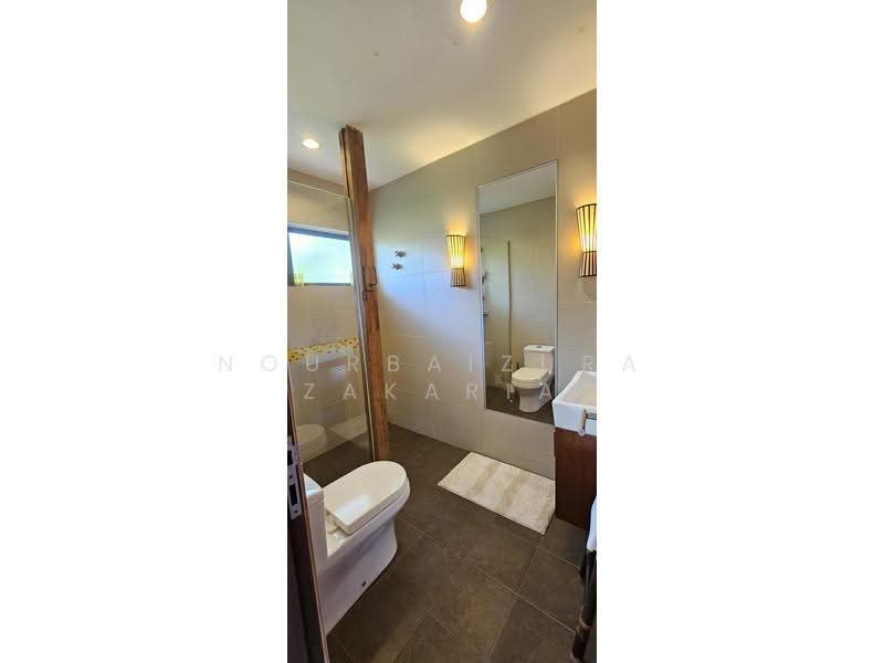 Bungalow House for Sale in Port Dickson (Negeri Sembilan) - NOURBAIZURA ZAKARIA - Bathroom - PropertyGuru.com.my
