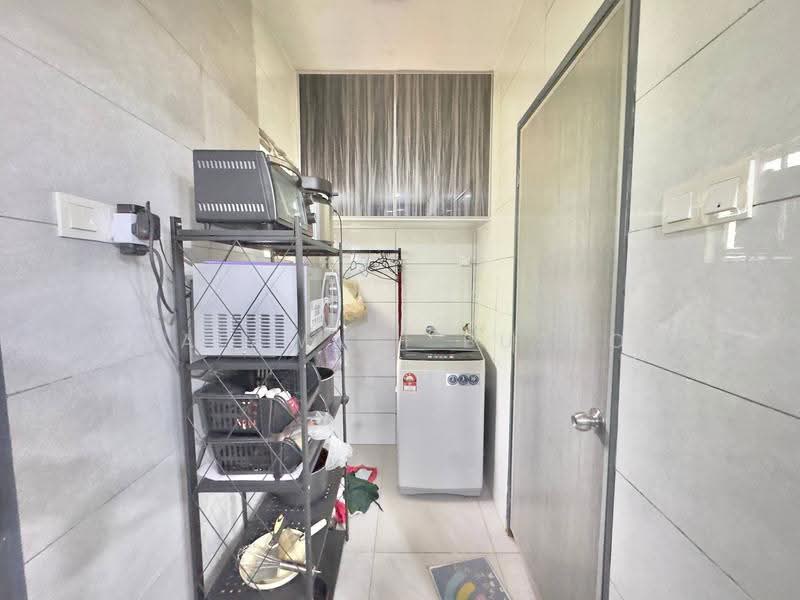 Rumah Teres untuk Dijual di Seksyen 32, Kemuning Green Ville (Shah Alam) - Salawati Busro - Interior - PropertyGuru.com.my