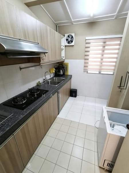 Rumah Teres untuk Disewa di Shah Alam (Selangor) - Ethan Ting - Kitchen - PropertyGuru.com.my