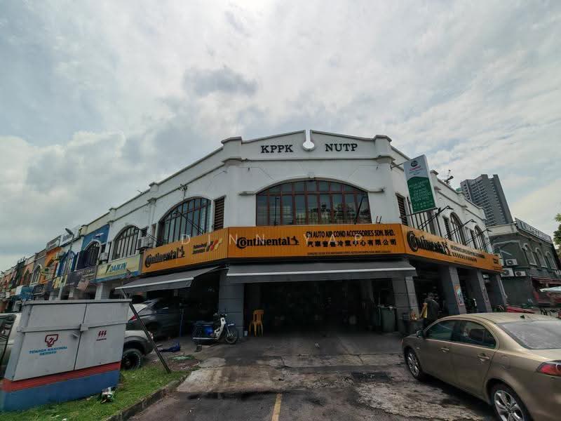 Shop / Office for Sale in Seksyen 13 (Shah Alam) - DINN YAP - Exterior - PropertyGuru.com.my