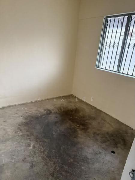 Flat for Rent at Flat Taman Ungku Tun Aminah - Alex Lee - Interior - PropertyGuru.com.my