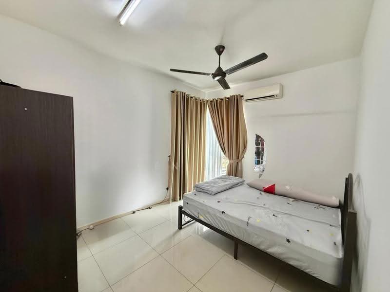 Kondominium untuk Dijual di 222 Residency - Ken Lai - Bedroom - PropertyGuru.com.my