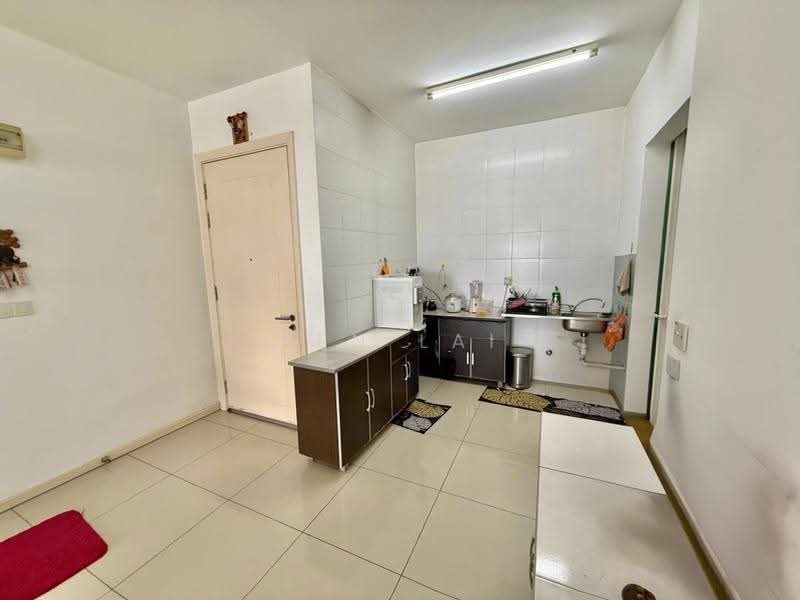 Kondominium untuk Dijual di 222 Residency - Ken Lai - Kitchen - PropertyGuru.com.my