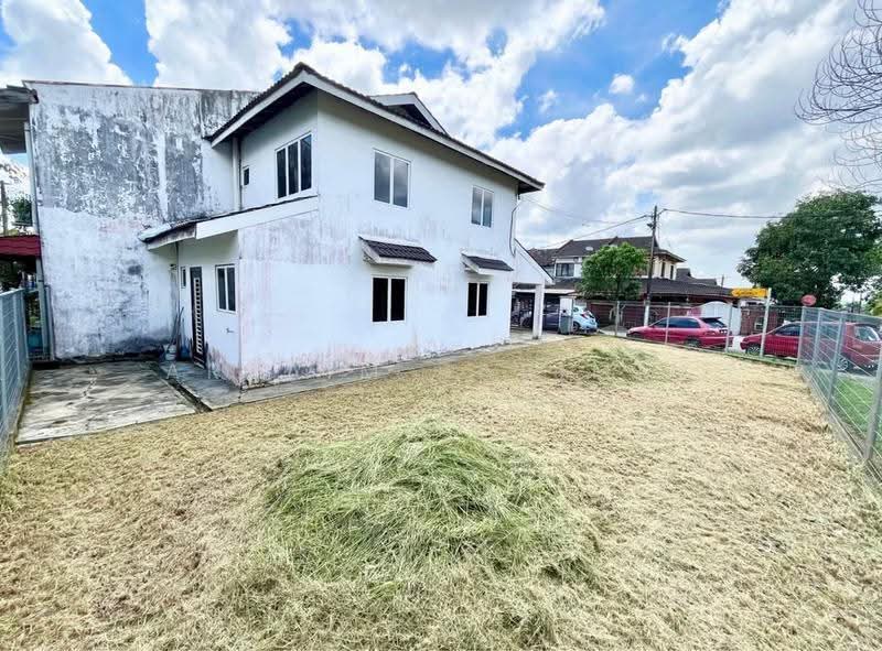 Rumah Teres 2-Tingkat untuk Dijual di Taman Kota Masai (Pasir Gudang) - Arzaim Barimin - Exterior - PropertyGuru.com.my