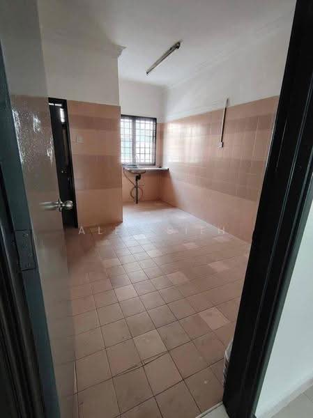 2-storey Terraced House for Sale in Mount Austin (Johor Bahru) - Alex Sieh - Kitchen - PropertyGuru.com.my