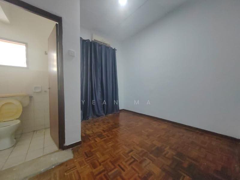 Rumah Teres 2-Tingkat untuk Disewa di Rawang (Selangor) - Yean Ma - Bathroom - PropertyGuru.com.my