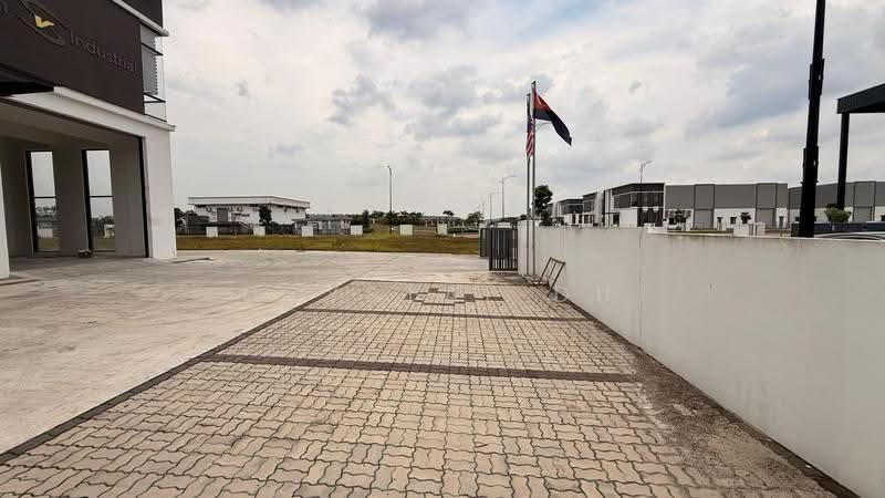 Factory for Rent in Eco Business Park 2 Senai (Senai) - Crystal Du - Exterior - PropertyGuru.com.my