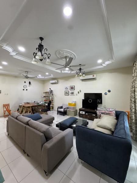 Rumah Teres 2-Tingkat untuk Dijual di Meru Desa Park (Chemor) - Joseph Wong - Living Room - PropertyGuru.com.my