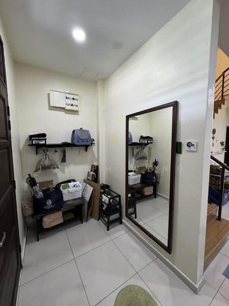 Rumah Teres 2-Tingkat untuk Dijual di Meru Desa Park (Chemor) - Joseph Wong - Entrance - PropertyGuru.com.my