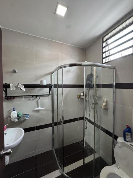 Rumah Teres 2-Tingkat untuk Dijual di Meru Desa Park (Chemor) - Joseph Wong - Bathroom - PropertyGuru.com.my