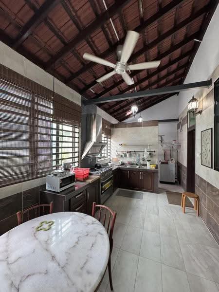 Rumah Teres 2-Tingkat untuk Dijual di Meru Desa Park (Chemor) - Joseph Wong - Kitchen - PropertyGuru.com.my