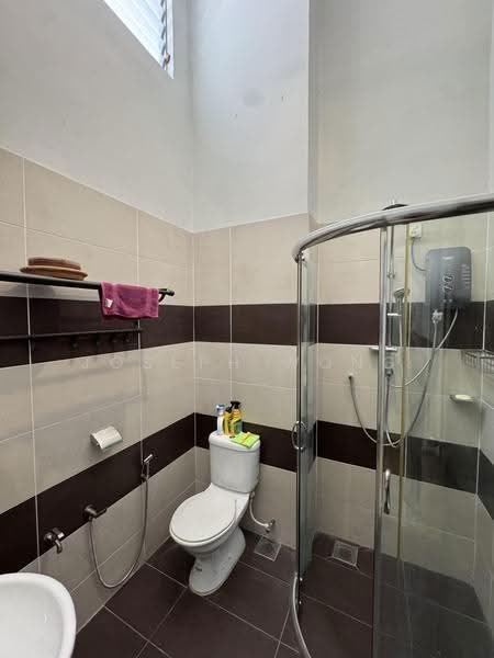 Rumah Teres 2-Tingkat untuk Dijual di Meru Desa Park (Chemor) - Joseph Wong - Bathroom - PropertyGuru.com.my
