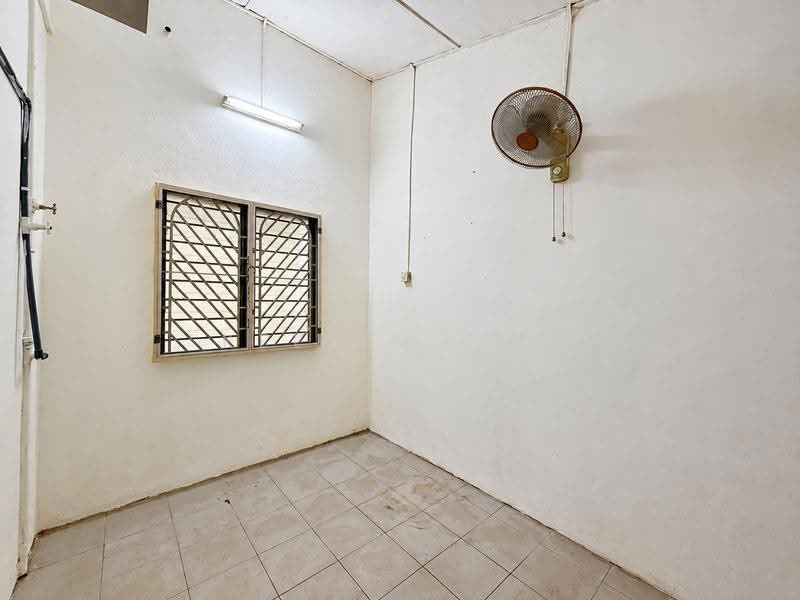 1-storey Terraced House for Sale in Taman Desa Bakti (Teluk Intan) - Kelvin Foo - Interior - PropertyGuru.com.my