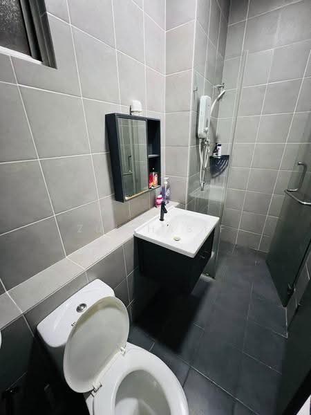 Apartment for Sale at Idaman Abadi - Zul Hasif - Bathroom - PropertyGuru.com.my