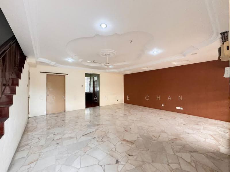 Rumah Teres untuk Disewa di Senai (Kulai) - Constance Chan - Living Room - PropertyGuru.com.my