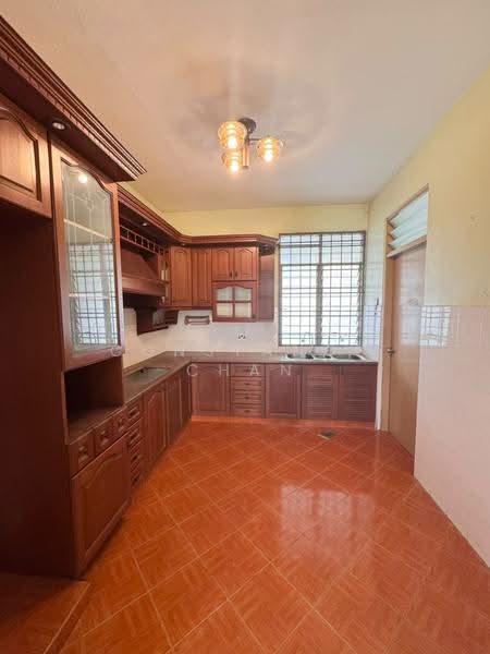 Rumah Teres untuk Disewa di Senai (Kulai) - Constance Chan - Kitchen - PropertyGuru.com.my