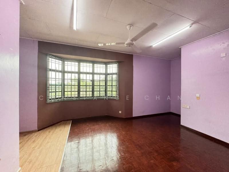 Rumah Teres untuk Disewa di Senai (Kulai) - Constance Chan - Living Room - PropertyGuru.com.my