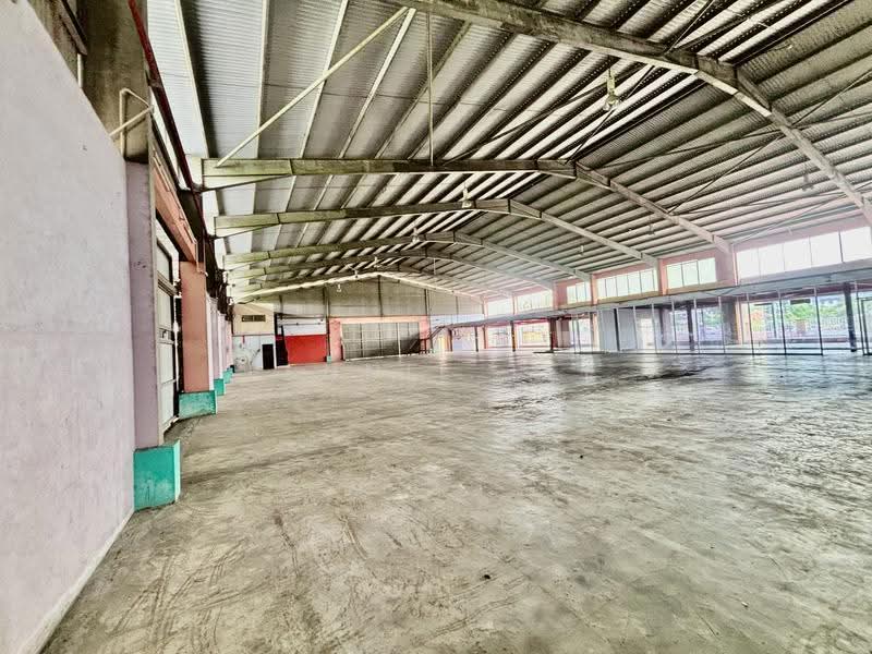 Retail Space untuk Disewa di Teluk Intan (Perak) - Fennie Tee - Interior - PropertyGuru.com.my