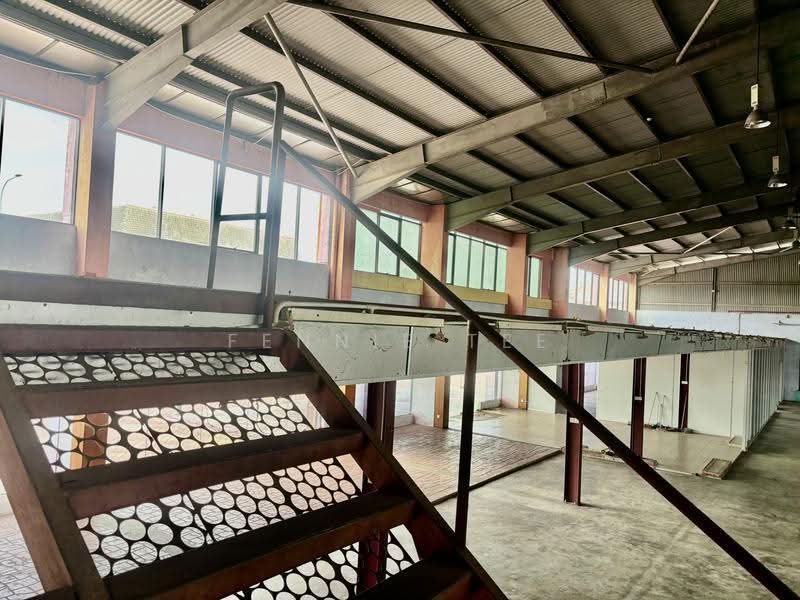 Retail Space untuk Disewa di Teluk Intan (Perak) - Fennie Tee - Interior - PropertyGuru.com.my