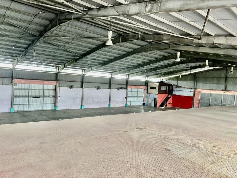Retail Space untuk Disewa di Teluk Intan (Perak) - Fennie Tee - Interior - PropertyGuru.com.my