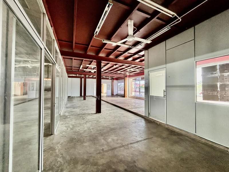 Retail Space untuk Disewa di Teluk Intan (Perak) - Fennie Tee - Interior - PropertyGuru.com.my