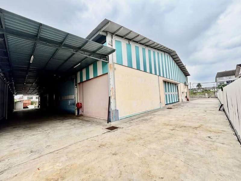 Retail Space untuk Disewa di Teluk Intan (Perak) - Fennie Tee - Exterior - PropertyGuru.com.my