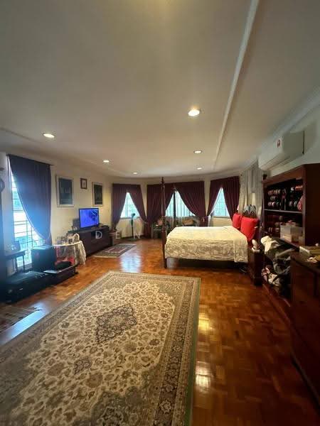Bungalow House for Sale in bukit pantai (Kuala Lumpur) - Den Lam - Bedroom - PropertyGuru.com.my