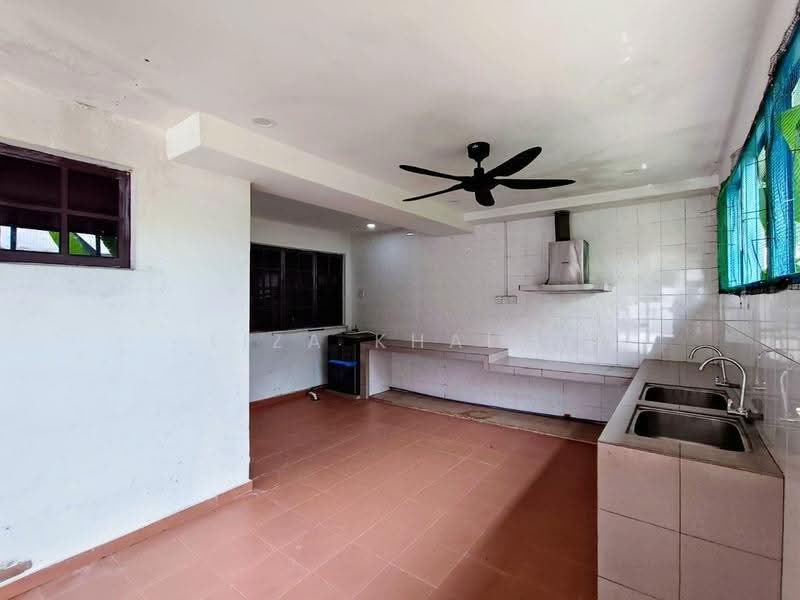 Semi-Detached House for Sale in Bukit Rahman Putra (Sungai Buloh) - Liza Khalid - PropertyGuru.com.my