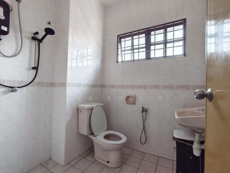 Semi-Detached House for Sale in Bukit Rahman Putra (Sungai Buloh) - Liza Khalid - PropertyGuru.com.my