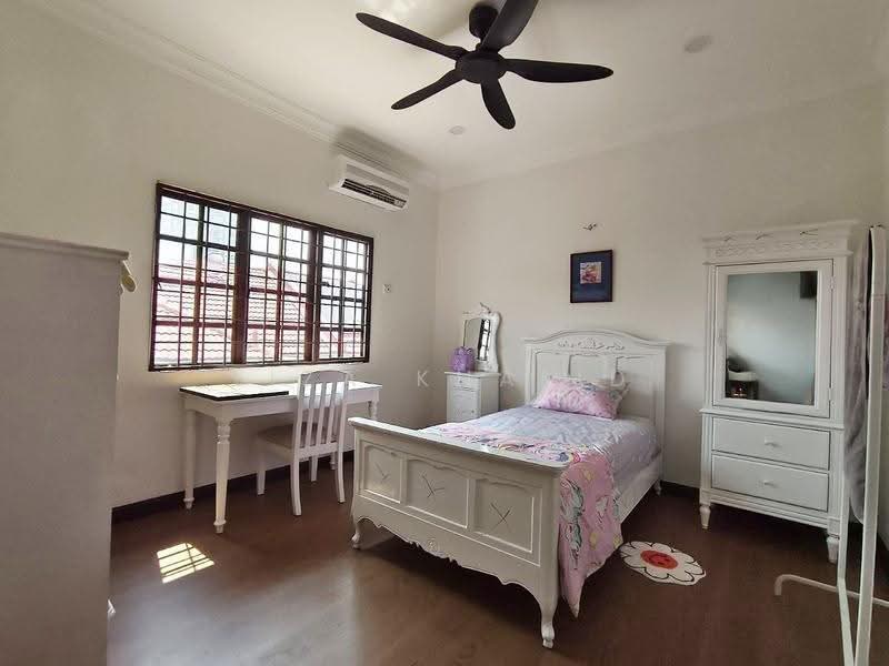 Semi-Detached House for Sale in Bukit Rahman Putra (Sungai Buloh) - Liza Khalid - PropertyGuru.com.my