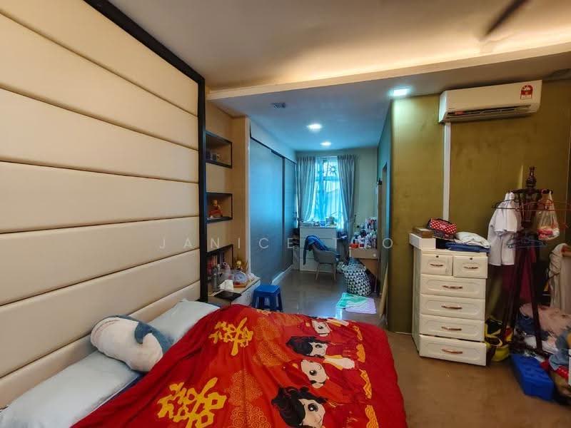 2-storey Terraced House for Sale in Taman Sutera Utama (Skudai) - Janice Teo - Bedroom - PropertyGuru.com.my