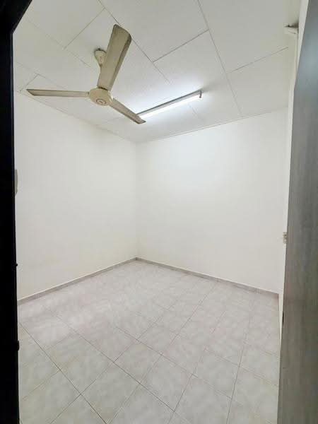 Rumah Teres 1-Tingkat untuk Dijual di Taman Daya (Johor Bahru) - Calvin Lee - Interior - PropertyGuru.com.my