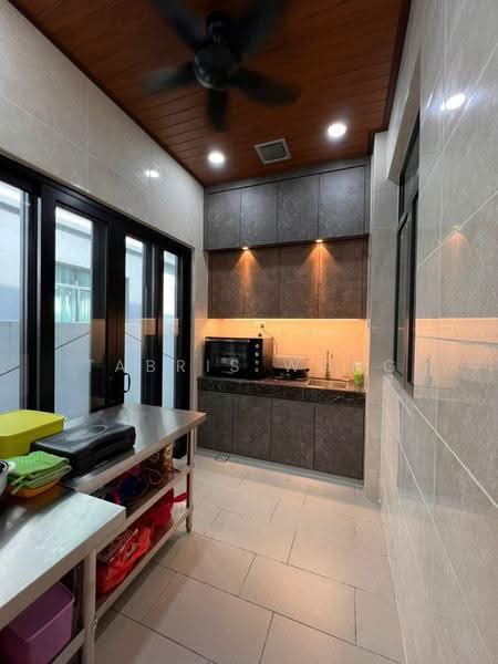 Semi-Detached House for Sale in Bandar Bestari (Klang) - Tabris Wong - Kitchen - PropertyGuru.com.my