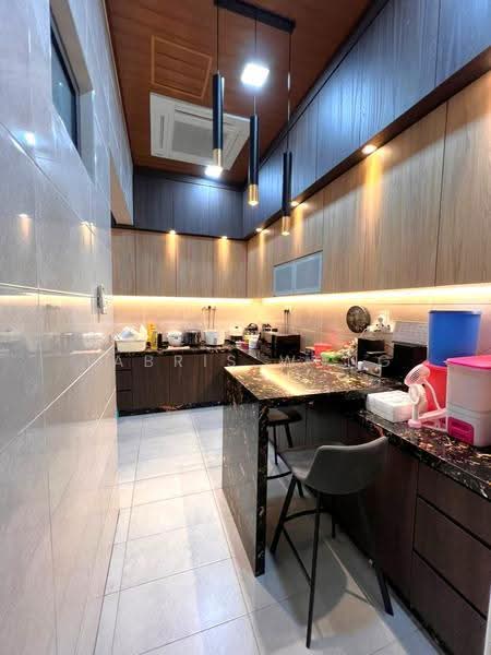 Semi-Detached House for Sale in Bandar Bestari (Klang) - Tabris Wong - Kitchen - PropertyGuru.com.my